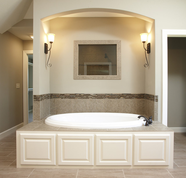 Дизайн ванной комнаты с ванной овальной формы