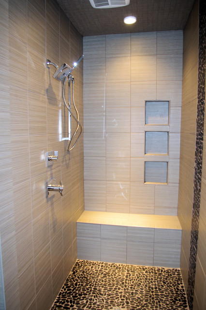 Интерьер ванной комнаты выполненная в современном стиле.